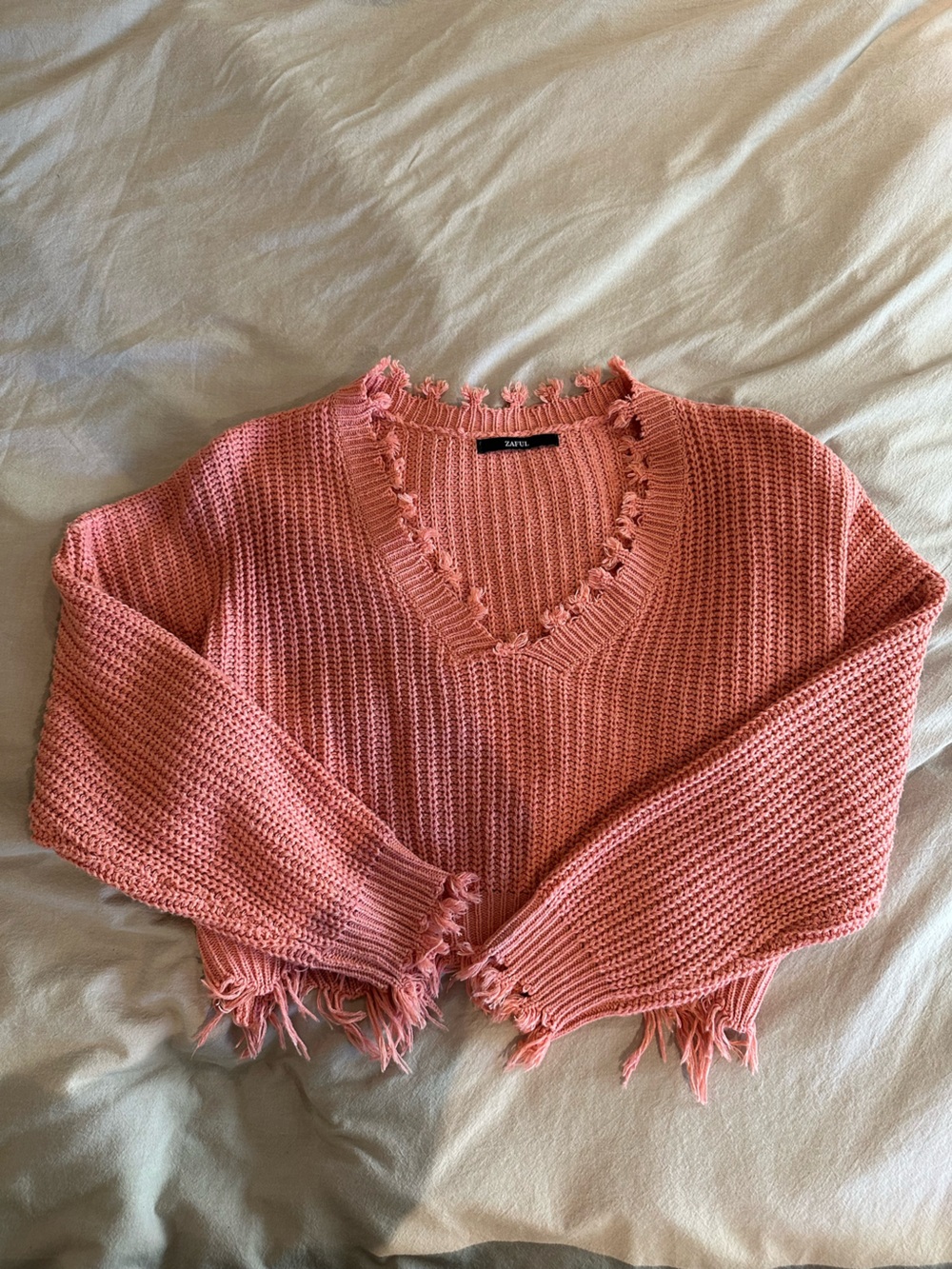 ZAFUL Pink Fringe-Trim Cropped Knit Crewneck Sweater